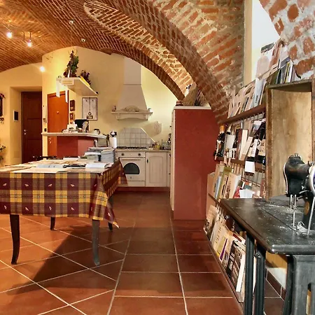 EL CAVAJER agriturismo-b&b Revello Esterno foto